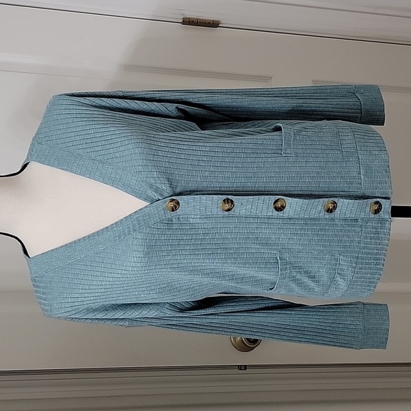 Joyspun Size S (4-6) Green Goddess Hacci Knit Cardigan. Button Front, Pockets - Picture 5 of 10
